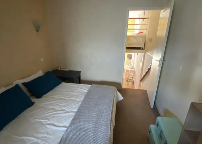 4 Pers Avec Terrasse Et Accès - Fr-1-843-3