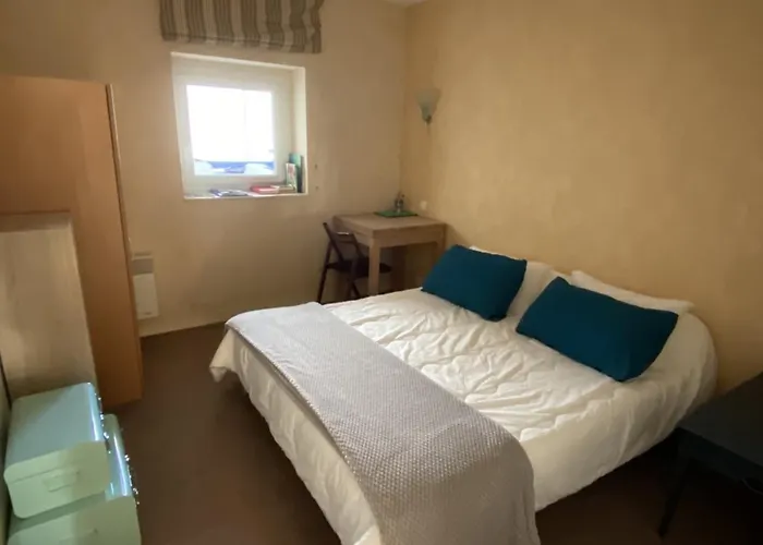 4 Pers Avec Terrasse Et Accès - Fr-1-843-3 Appartement *